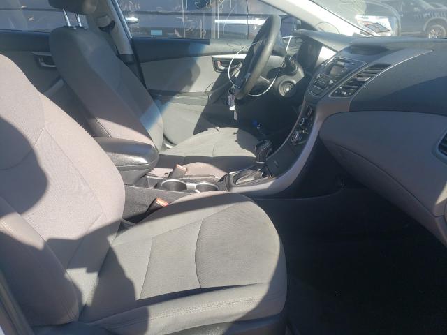 Photo 4 VIN: 5NPDH4AE7GH721652 - HYUNDAI ELANTRA SE 