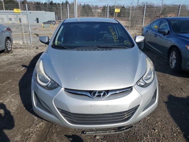 Photo 4 VIN: 5NPDH4AE7GH730738 - HYUNDAI ELANTRA SE 