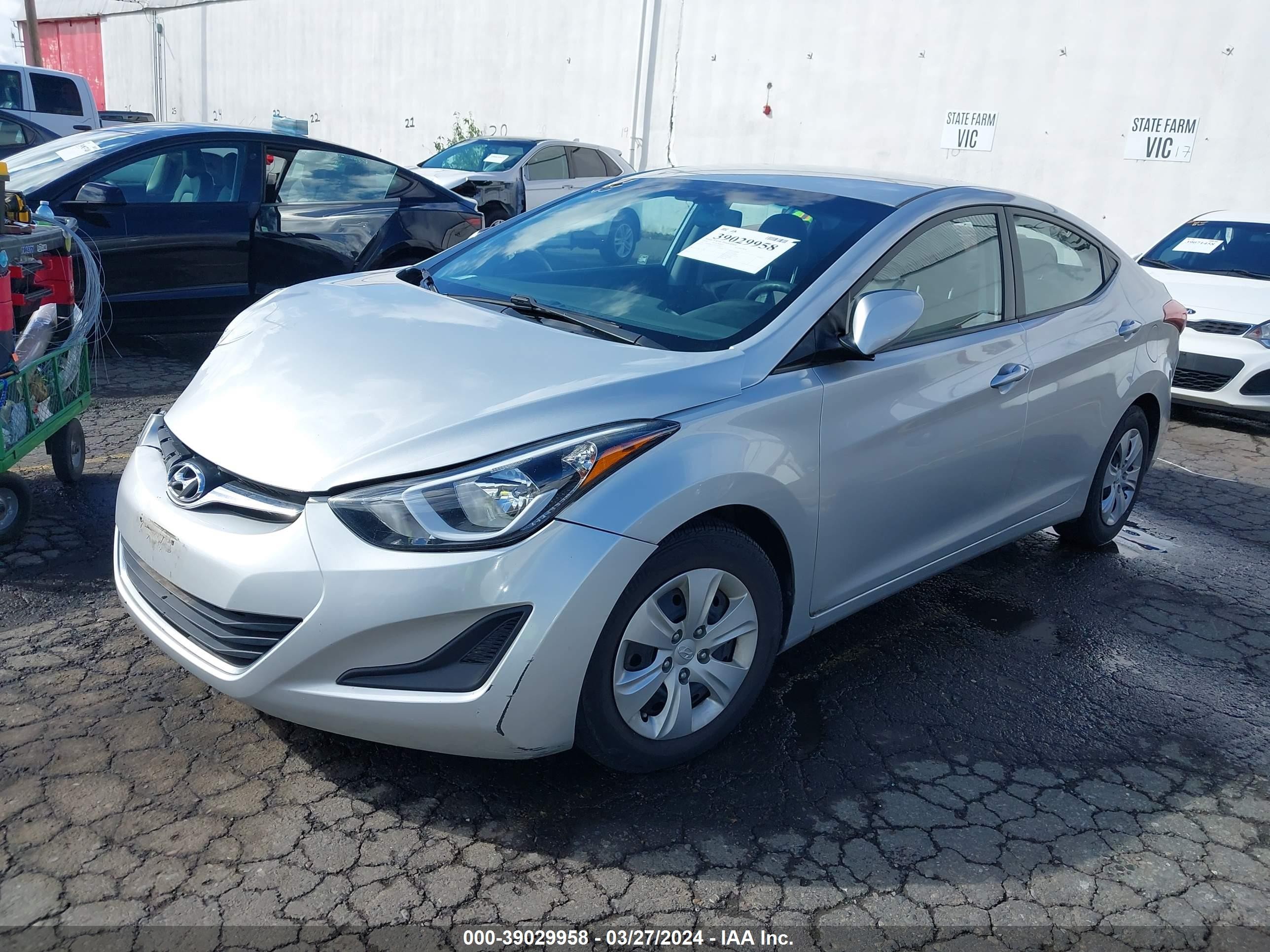 Photo 1 VIN: 5NPDH4AE7GH730769 - HYUNDAI ELANTRA 