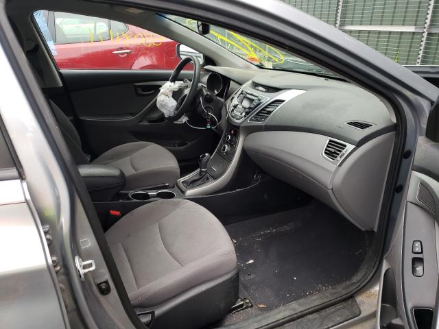 Photo 4 VIN: 5NPDH4AE7GH733364 - HYUNDAI ELANTRA SE 