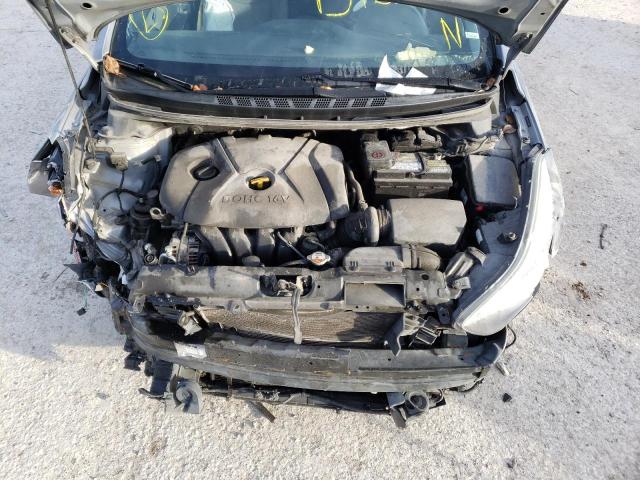 Photo 6 VIN: 5NPDH4AE7GH743067 - HYUNDAI ELANTRA SE 