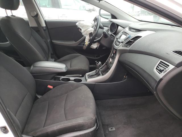 Photo 4 VIN: 5NPDH4AE7GH752741 - HYUNDAI ELANTRA SE 