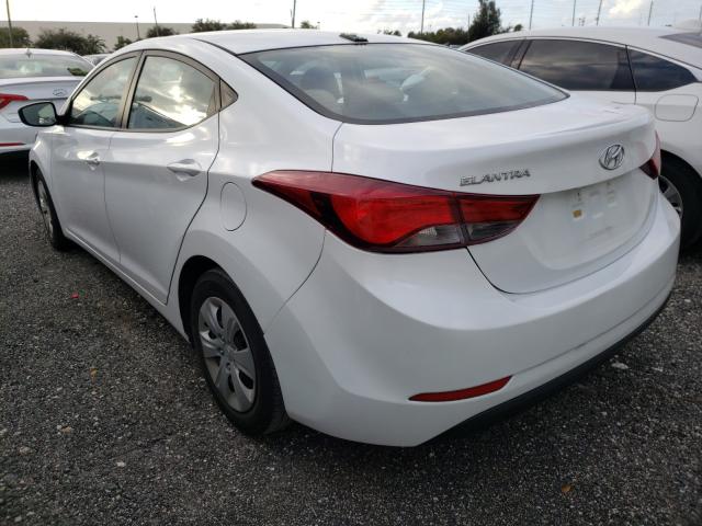 Photo 2 VIN: 5NPDH4AE7GH760693 - HYUNDAI ELANTRA SE 