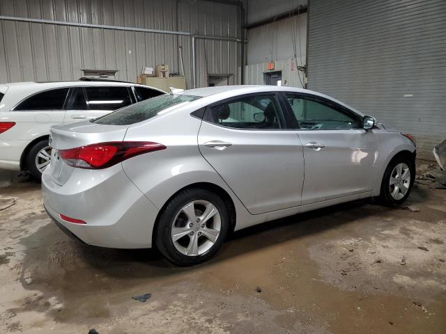 Photo 2 VIN: 5NPDH4AE7GH765201 - HYUNDAI ELANTRA SE 