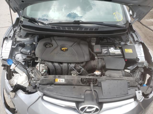 Photo 6 VIN: 5NPDH4AE7GH765957 - HYUNDAI ELANTRA SE 