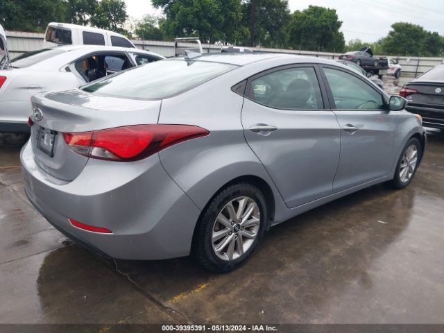 Photo 3 VIN: 5NPDH4AE7GH769748 - HYUNDAI ELANTRA 