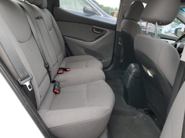 Photo 9 VIN: 5NPDH4AE7GH772360 - HYUNDAI ELANTRA SE 