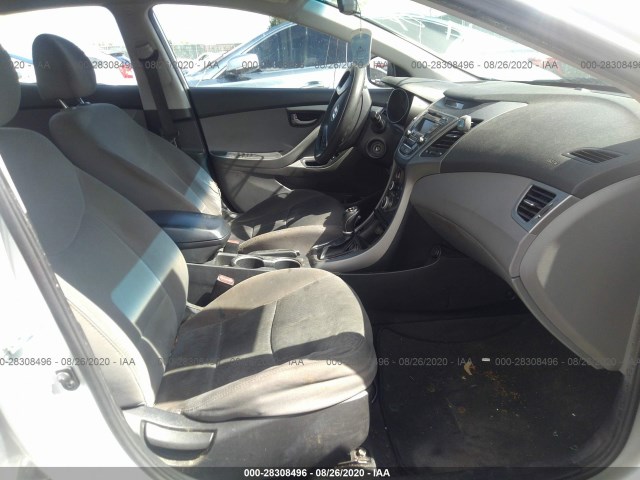 Photo 4 VIN: 5NPDH4AE7GH774979 - HYUNDAI ELANTRA 