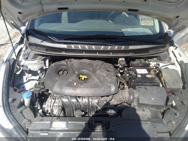 Photo 9 VIN: 5NPDH4AE7GH774979 - HYUNDAI ELANTRA 