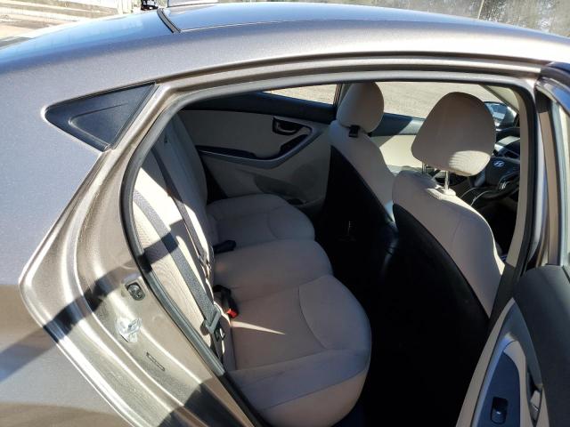 Photo 9 VIN: 5NPDH4AE7GH775193 - HYUNDAI ELANTRA 