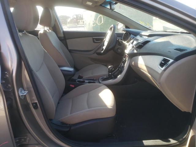 Photo 4 VIN: 5NPDH4AE7GH786078 - HYUNDAI ELANTRA SE 