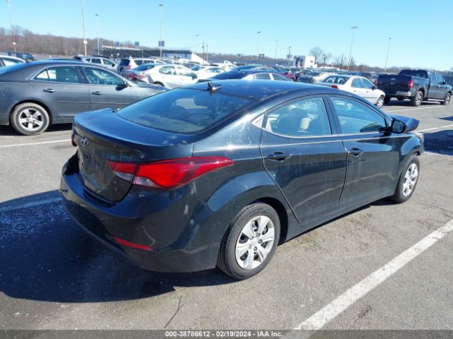 Photo 3 VIN: 5NPDH4AE7GH788042 - HYUNDAI ELANTRA 