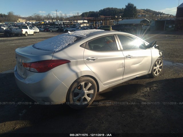 Photo 3 VIN: 5NPDH4AE8BH009904 - HYUNDAI ELANTRA 