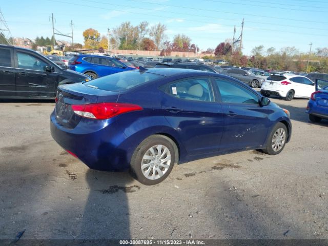 Photo 3 VIN: 5NPDH4AE8BH012625 - HYUNDAI ELANTRA 