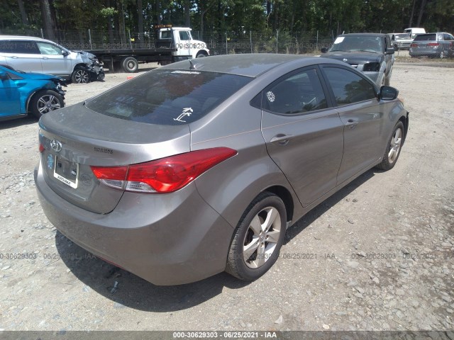 Photo 3 VIN: 5NPDH4AE8BH018425 - HYUNDAI ELANTRA 