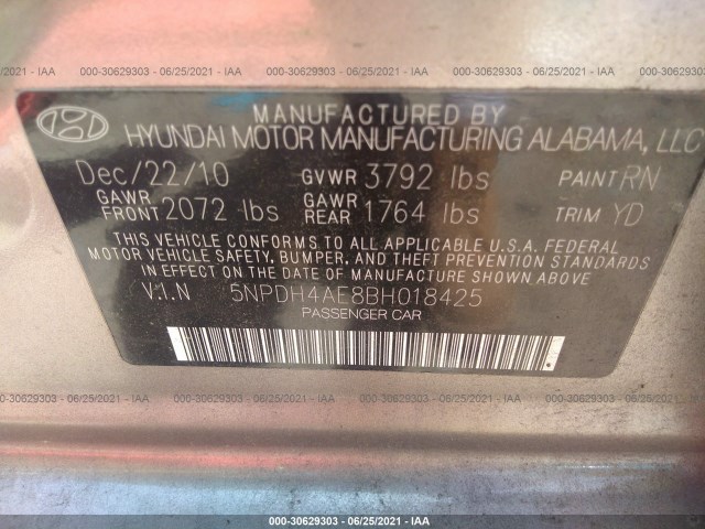 Photo 8 VIN: 5NPDH4AE8BH018425 - HYUNDAI ELANTRA 