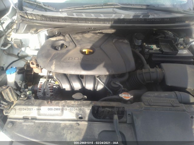 Photo 9 VIN: 5NPDH4AE8BH023902 - HYUNDAI ELANTRA 