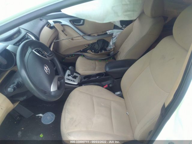 Photo 4 VIN: 5NPDH4AE8BH027495 - HYUNDAI ELANTRA 