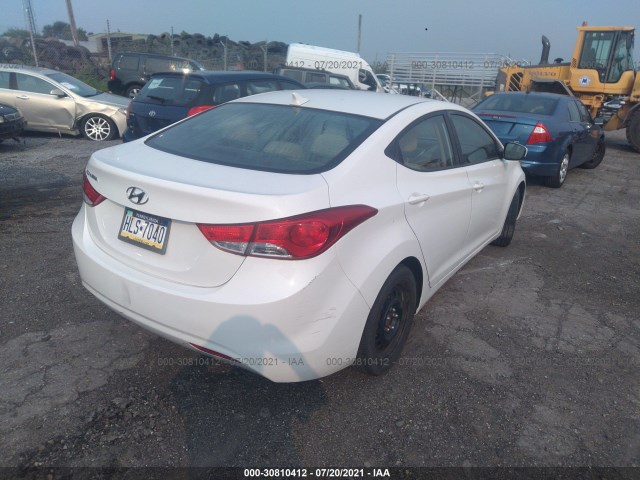 Photo 3 VIN: 5NPDH4AE8BH032969 - HYUNDAI ELANTRA 