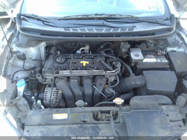 Photo 9 VIN: 5NPDH4AE8BH041820 - HYUNDAI ELANTRA 