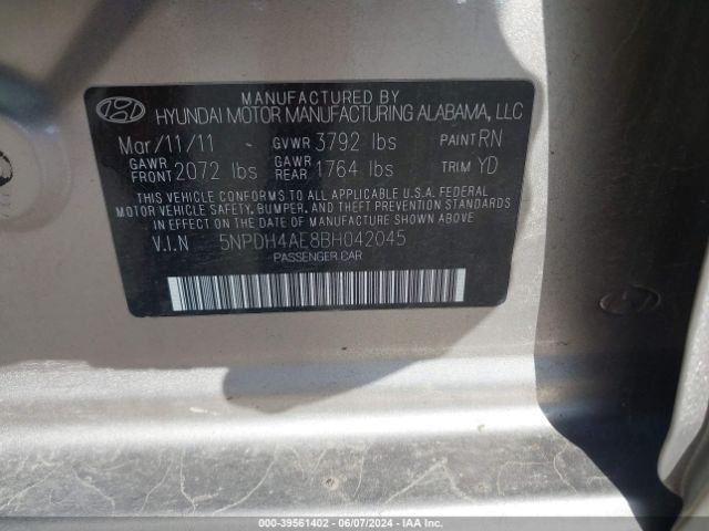 Photo 8 VIN: 5NPDH4AE8BH042045 - HYUNDAI ELANTRA 