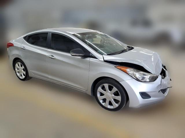 Photo 3 VIN: 5NPDH4AE8BH050050 - HYUNDAI ELANTRA 