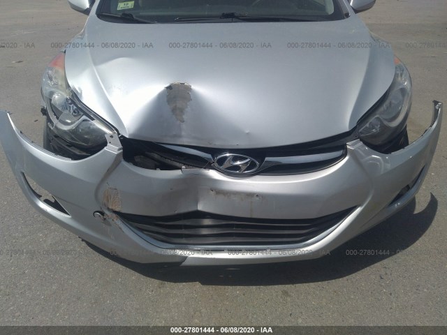 Photo 5 VIN: 5NPDH4AE8CH062426 - HYUNDAI ELANTRA 