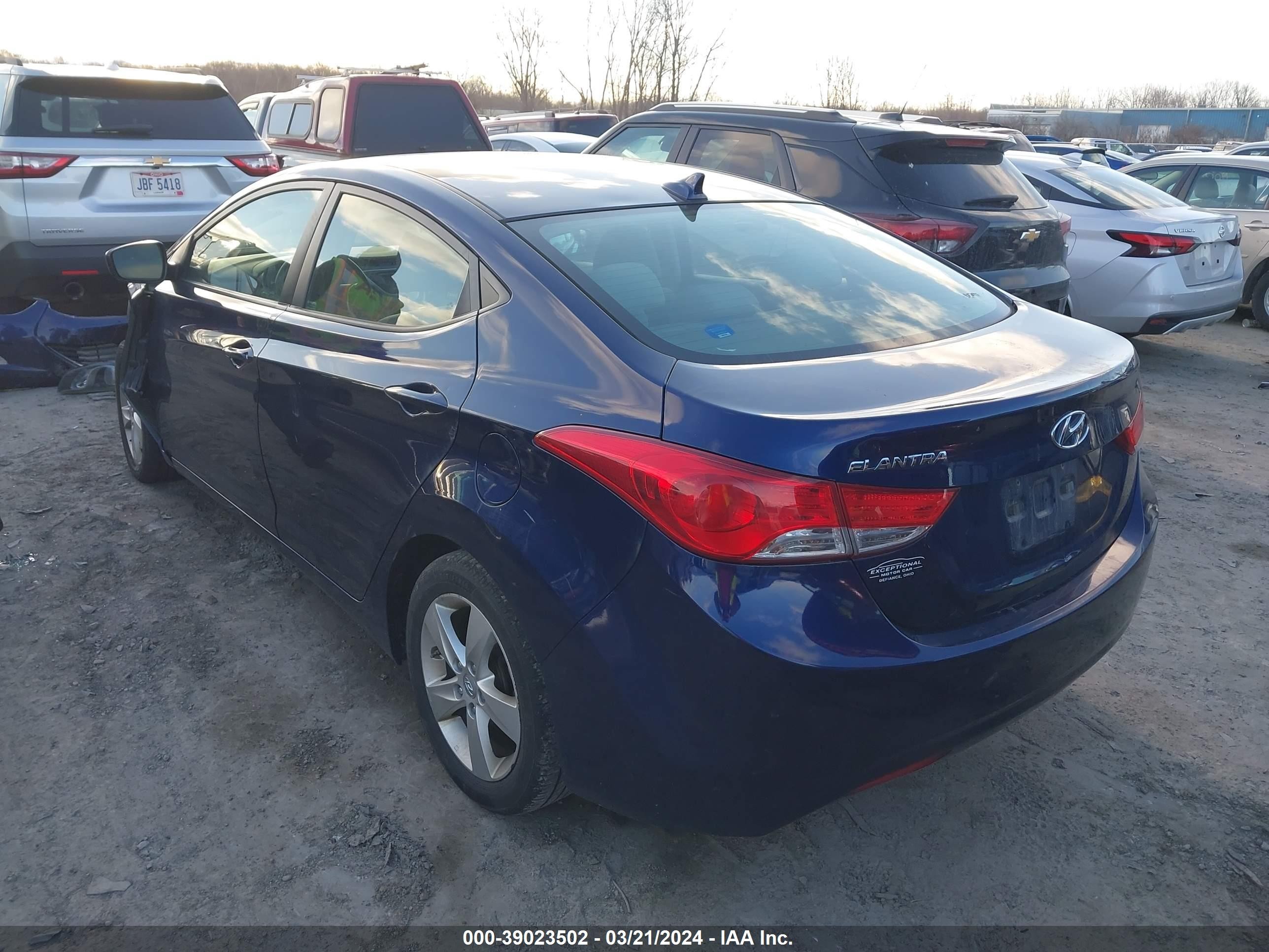 Photo 2 VIN: 5NPDH4AE8CH082644 - HYUNDAI ELANTRA 