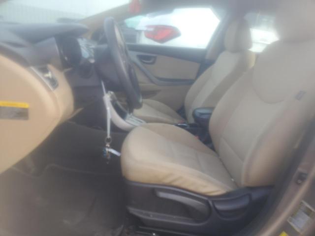 Photo 6 VIN: 5NPDH4AE8CH092106 - HYUNDAI ELANTRA GL 