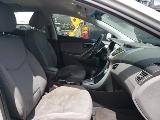 Photo 4 VIN: 5NPDH4AE8CH134130 - HYUNDAI ELANTRA 