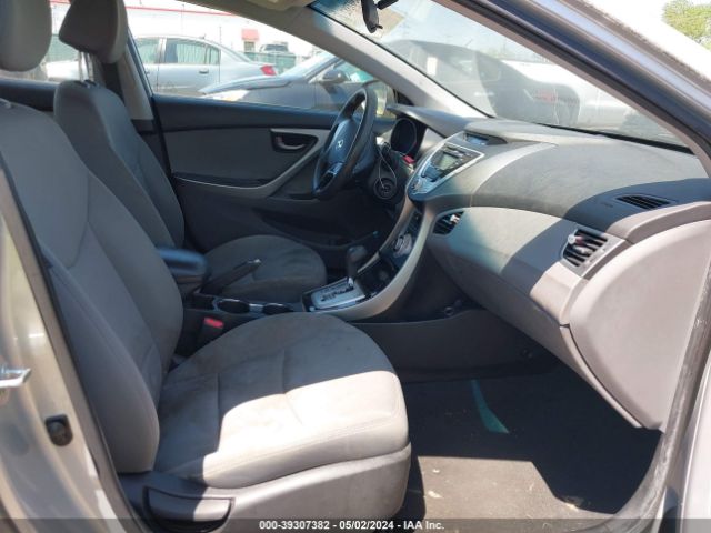 Photo 4 VIN: 5NPDH4AE8DH152418 - HYUNDAI ELANTRA 