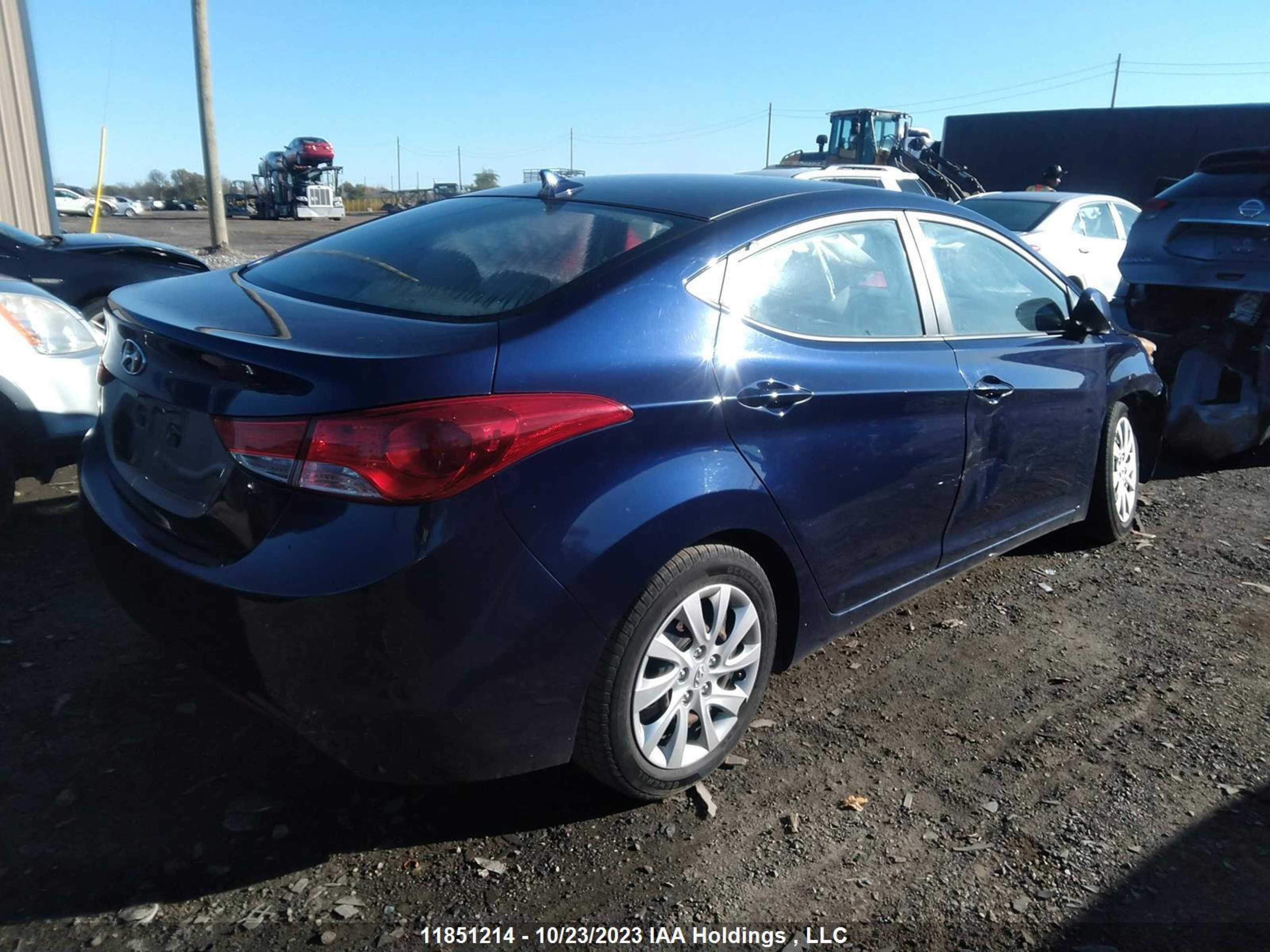 Photo 3 VIN: 5NPDH4AE8DH153164 - HYUNDAI ELANTRA 