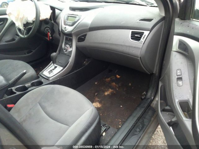 Photo 4 VIN: 5NPDH4AE8DH160339 - HYUNDAI ELANTRA 