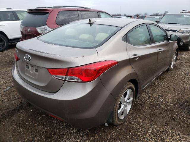 Photo 3 VIN: 5NPDH4AE8DH172992 - HYUNDAI ELANTRA 