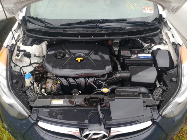 Photo 6 VIN: 5NPDH4AE8DH177674 - HYUNDAI ELANTRA GL 