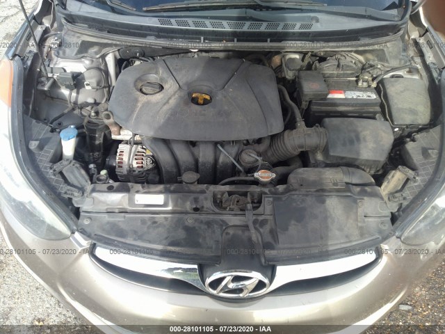 Photo 9 VIN: 5NPDH4AE8DH180610 - HYUNDAI ELANTRA 