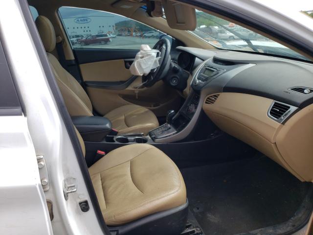 Photo 4 VIN: 5NPDH4AE8DH185483 - HYUNDAI ELANTRA GL 