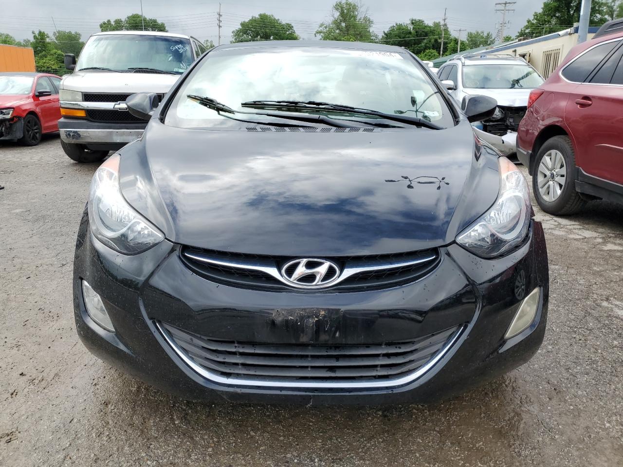 Photo 4 VIN: 5NPDH4AE8DH190831 - HYUNDAI ELANTRA 