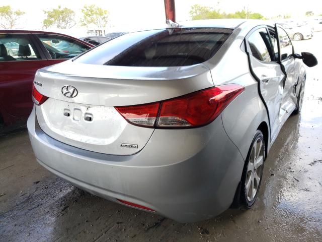 Photo 3 VIN: 5NPDH4AE8DH217106 - HYUNDAI ELANTRA GL 