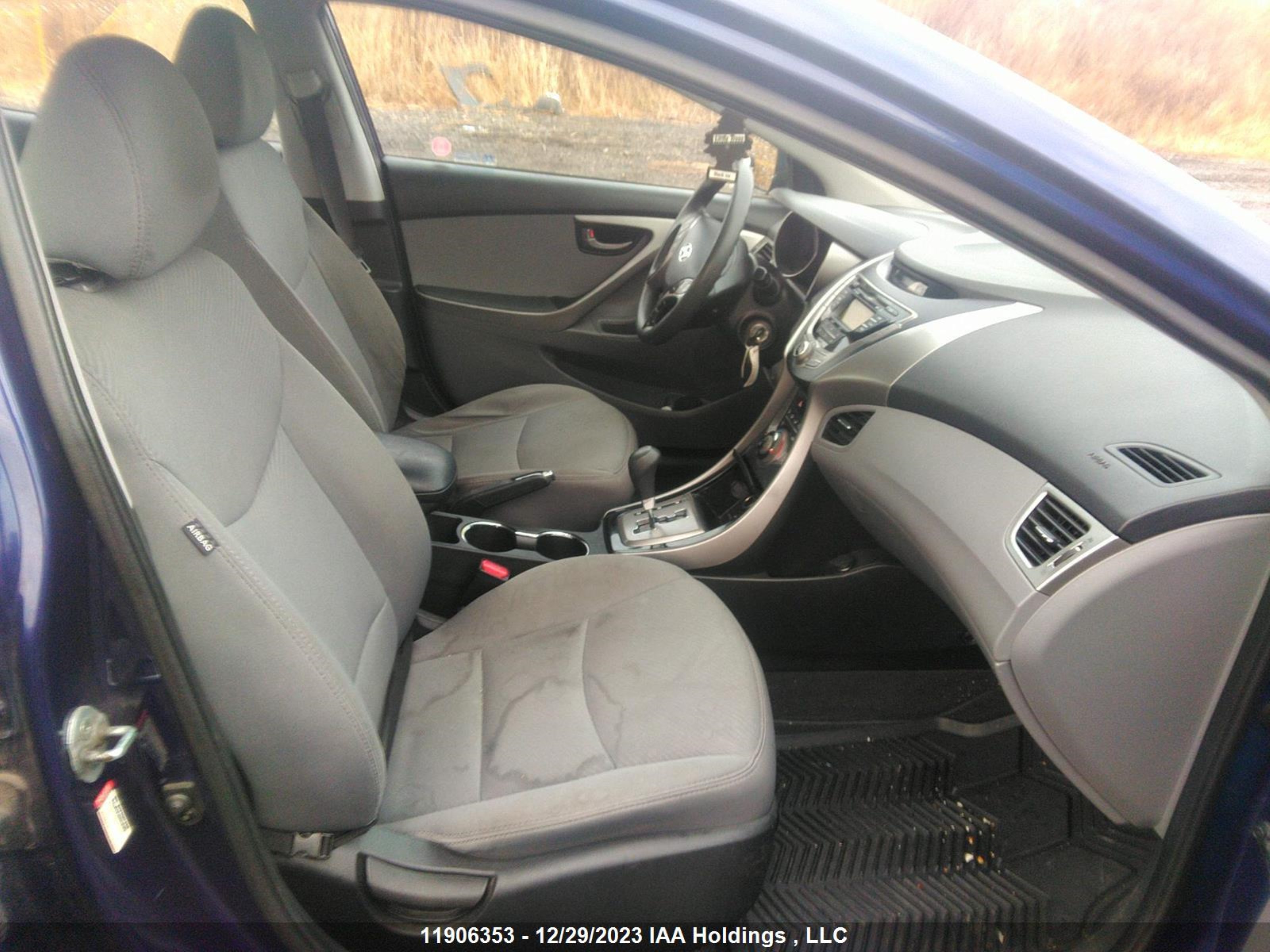 Photo 4 VIN: 5NPDH4AE8DH218479 - HYUNDAI ELANTRA 