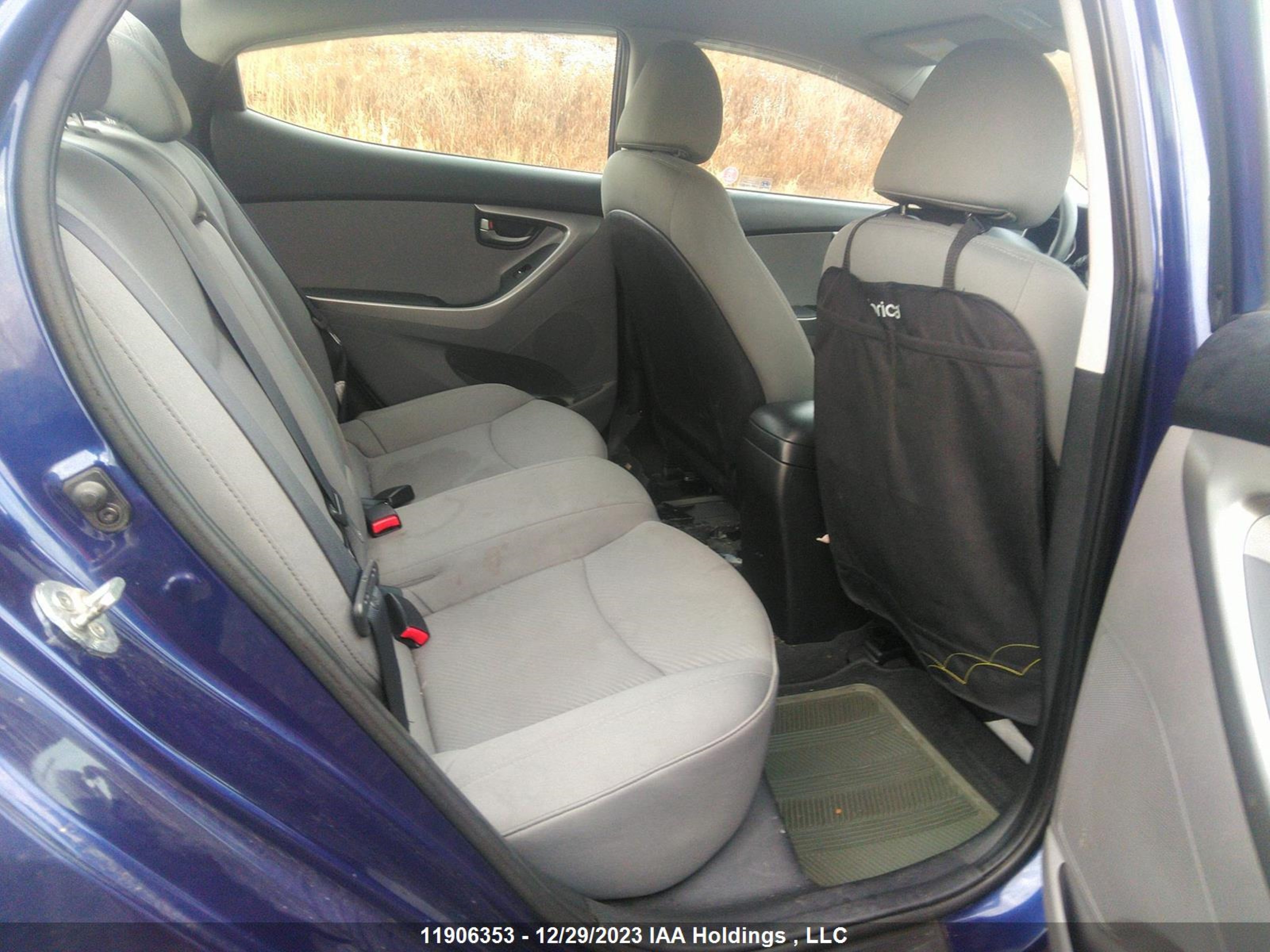 Photo 7 VIN: 5NPDH4AE8DH218479 - HYUNDAI ELANTRA 