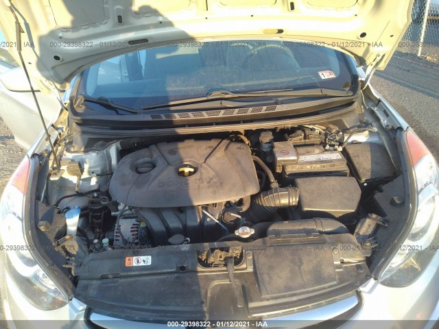 Photo 9 VIN: 5NPDH4AE8DH231572 - HYUNDAI ELANTRA 