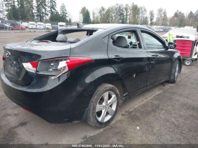 Photo 3 VIN: 5NPDH4AE8DH239462 - HYUNDAI ELANTRA 