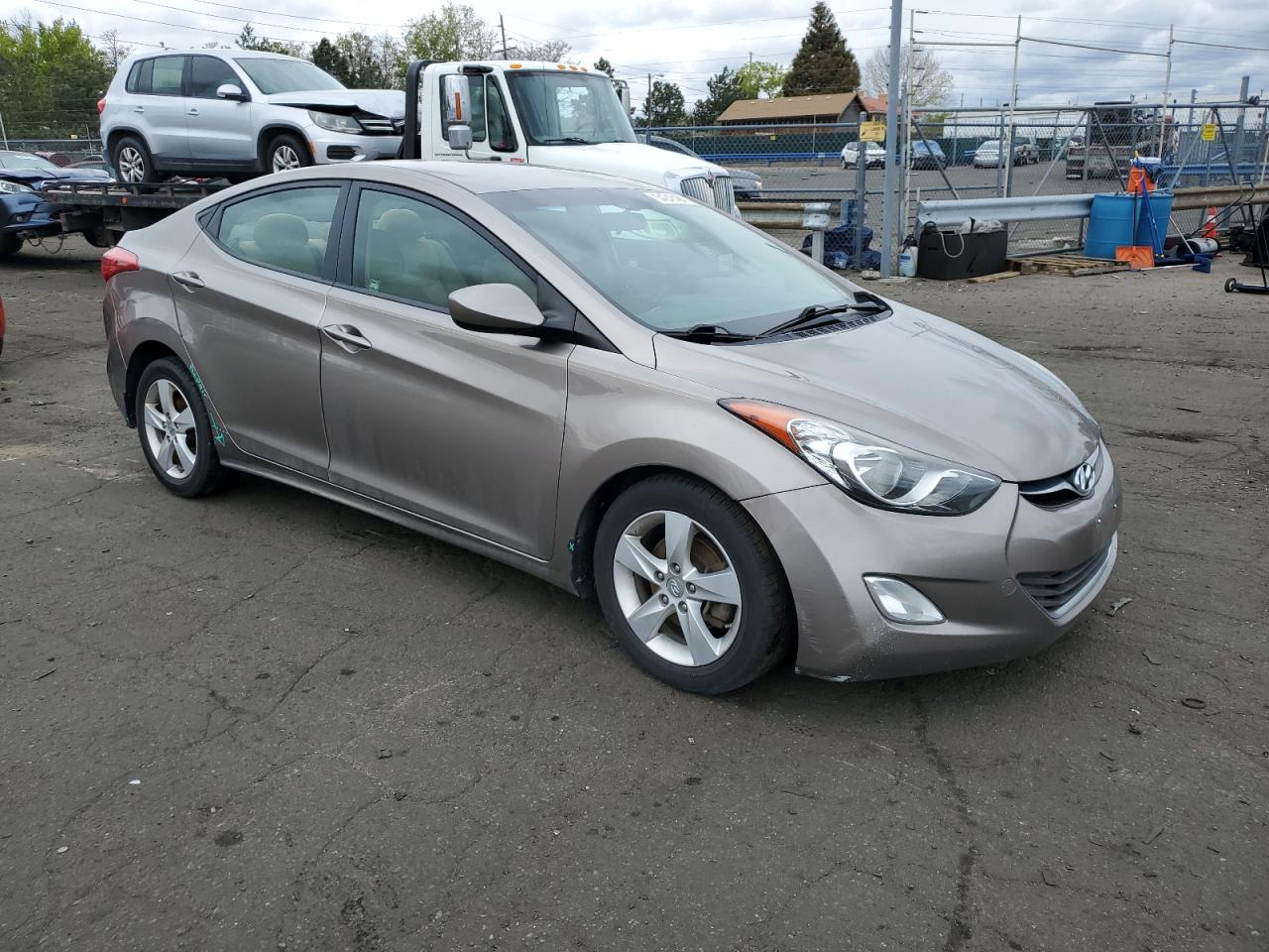 Photo 3 VIN: 5NPDH4AE8DH245391 - HYUNDAI ELANTRA 