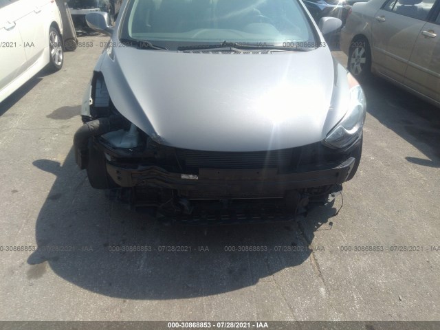 Photo 5 VIN: 5NPDH4AE8DH261820 - HYUNDAI ELANTRA 