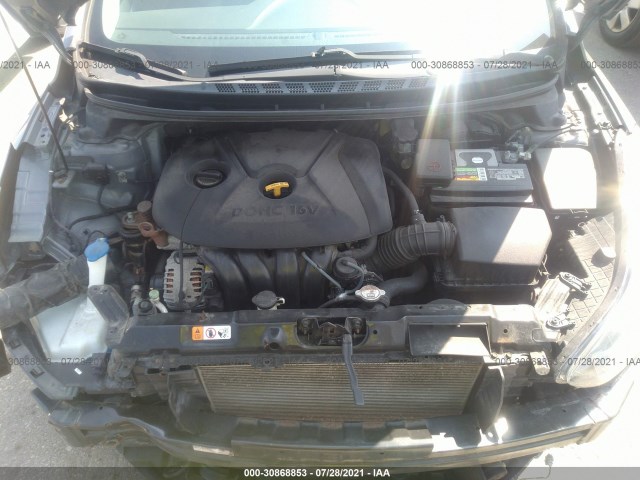 Photo 9 VIN: 5NPDH4AE8DH261820 - HYUNDAI ELANTRA 