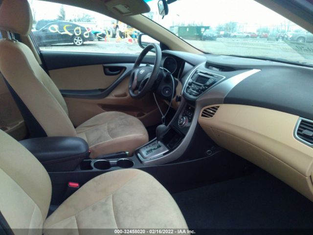 Photo 4 VIN: 5NPDH4AE8DH264748 - HYUNDAI ELANTRA 