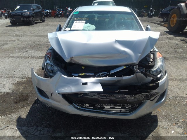 Photo 5 VIN: 5NPDH4AE8DH265754 - HYUNDAI ELANTRA 