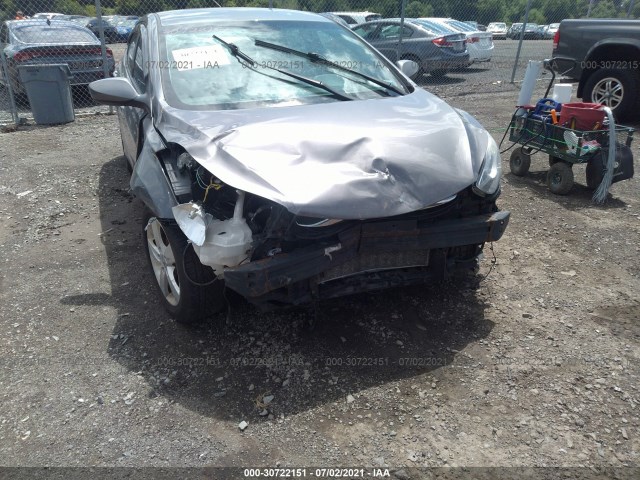 Photo 5 VIN: 5NPDH4AE8DH275944 - HYUNDAI ELANTRA 