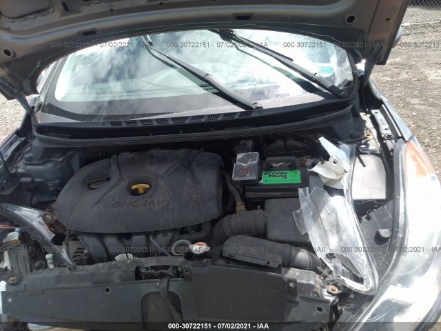 Photo 9 VIN: 5NPDH4AE8DH275944 - HYUNDAI ELANTRA 